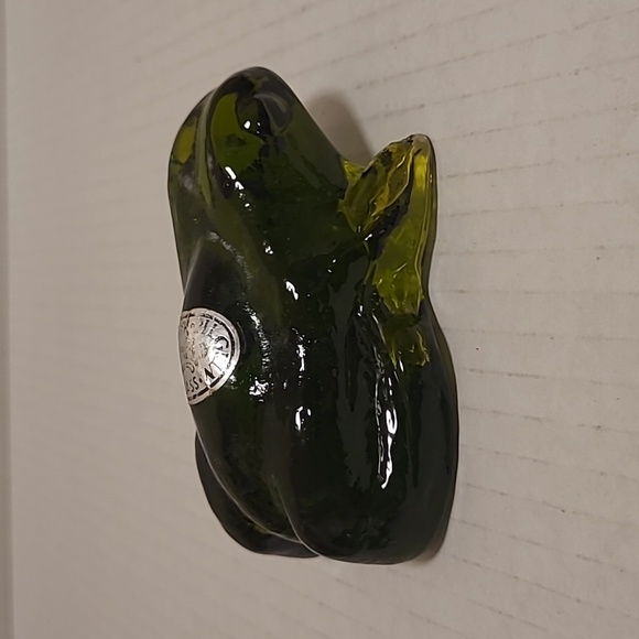 Vintage Handblown Glass Frog / Paperweight with Original Sticker - Picture 1 of 16